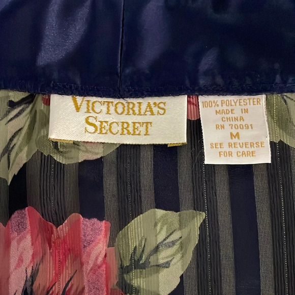 Victoria’s Secret Pajama Top Gold Label Loungewear Medium Floral Semi Sheer - Picture 7 of 10